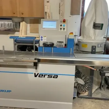 Obsluha automatického NC dlabacího stroje VERSA